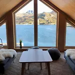 Modern Rorbu Ryten 2 Feriehus *