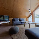 Feriehus Modern Rorbu Ryten 2