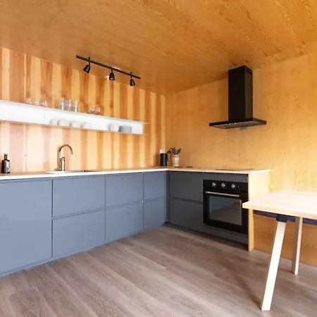 Ferienhaus Modern Rorbu Ryten 2 *