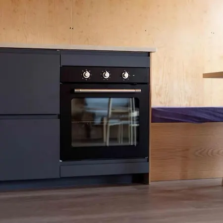 Modern Rorbu Ryten 2 *