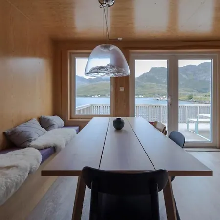 Feriehus Modern Rorbu Ryten 2 *