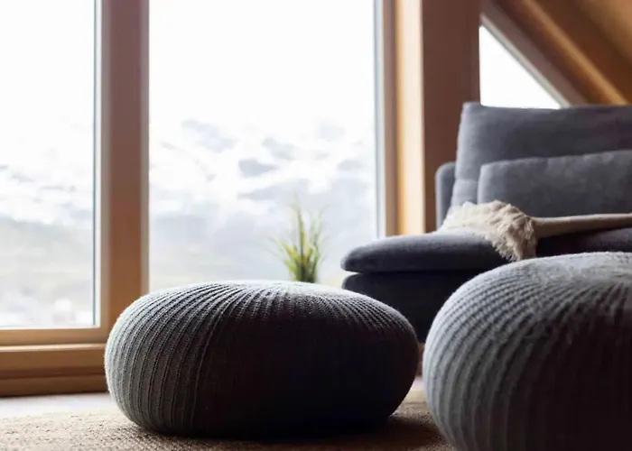 Modern Rorbu Ryten 2 *